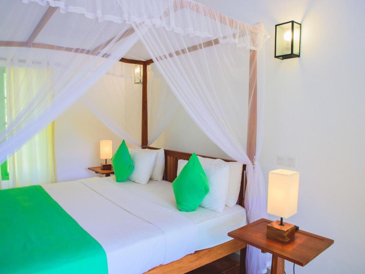 Thalpe Walawwa Heritage Villa Unawatuna Kültér fotó