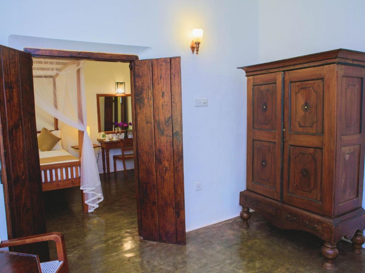 Thalpe Walawwa Heritage Villa Unawatuna Kültér fotó