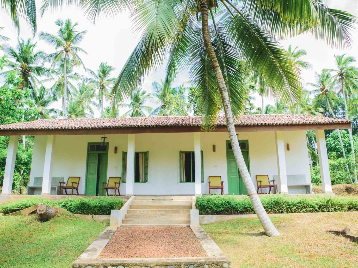 Thalpe Walawwa Heritage Villa Unawatuna Kültér fotó