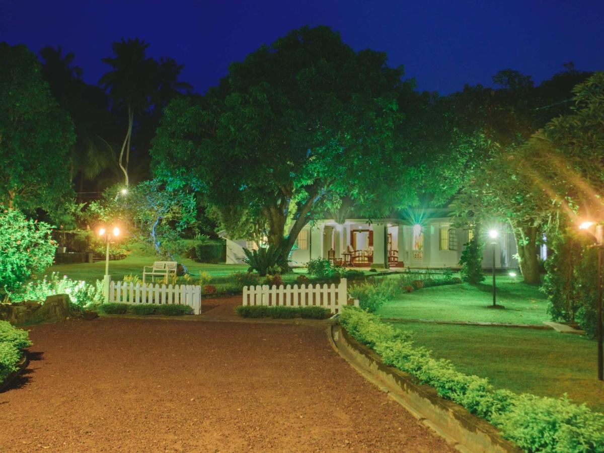 Thalpe Walawwa Heritage Villa Unawatuna Kültér fotó