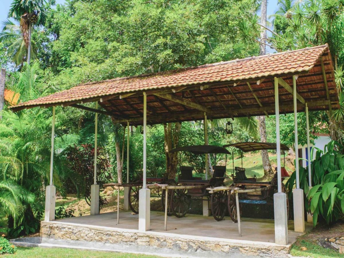 Thalpe Walawwa Heritage Villa Unawatuna Kültér fotó